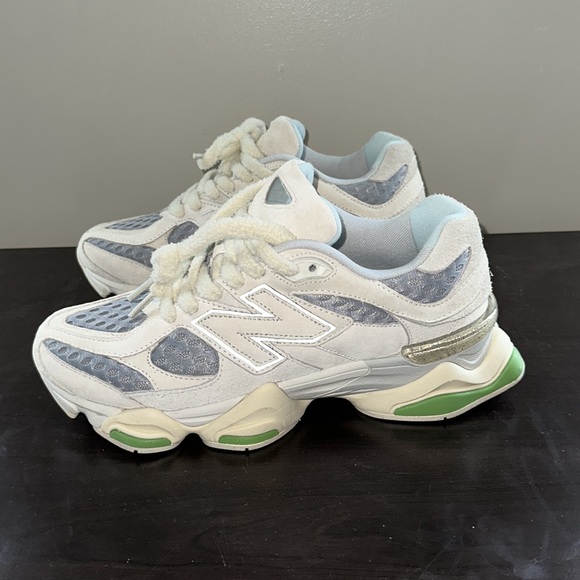 New Balance 9060 - Picture 2 of 6